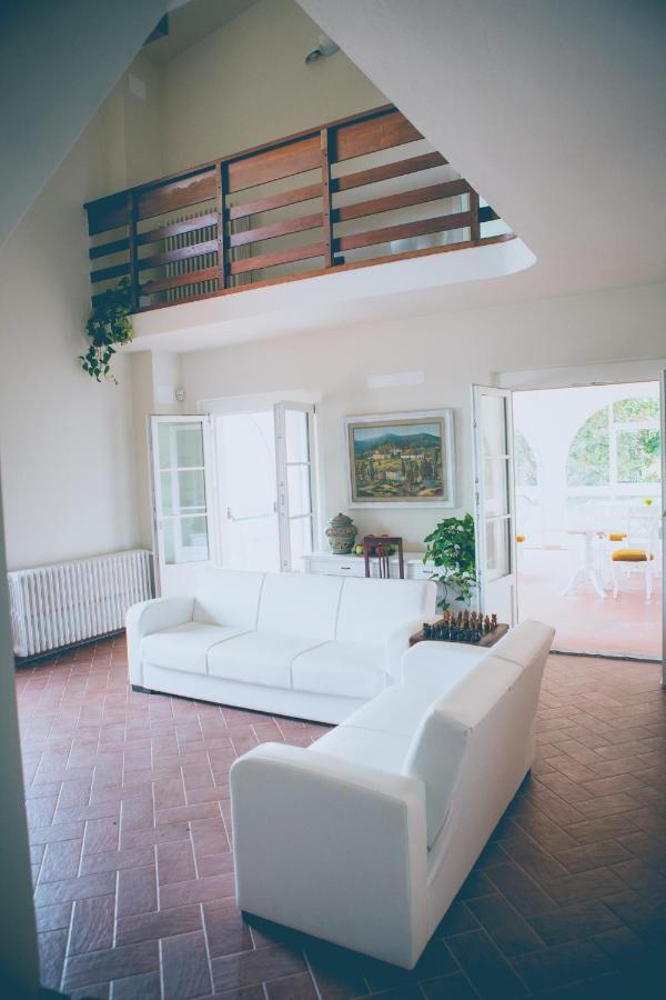 Bed and Breakfast Al Gattosaggio Montecarlo Zewnętrze zdjęcie
